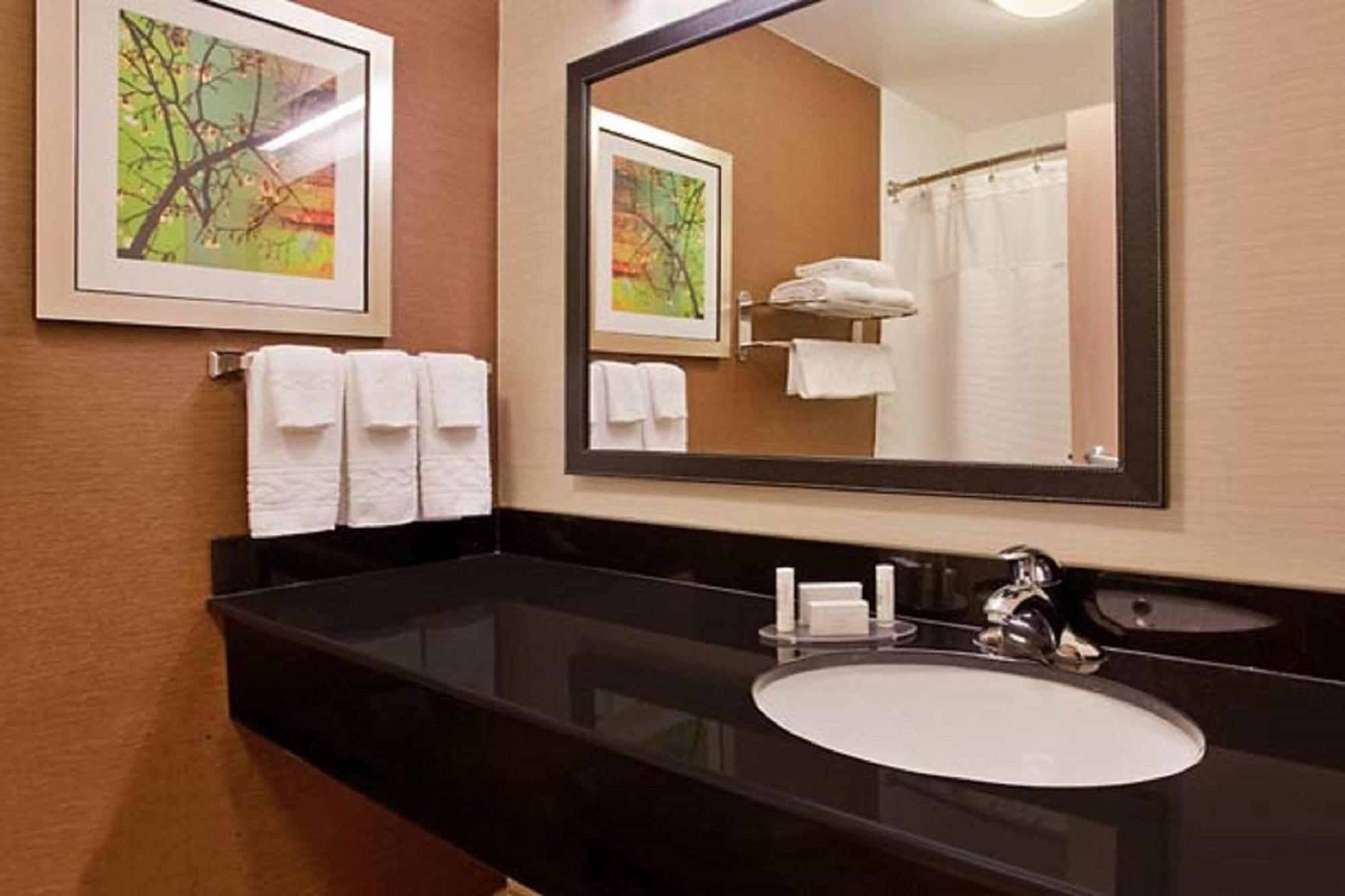 Fairfield Inn & Suites Tulsa South Medical District Buitenkant foto